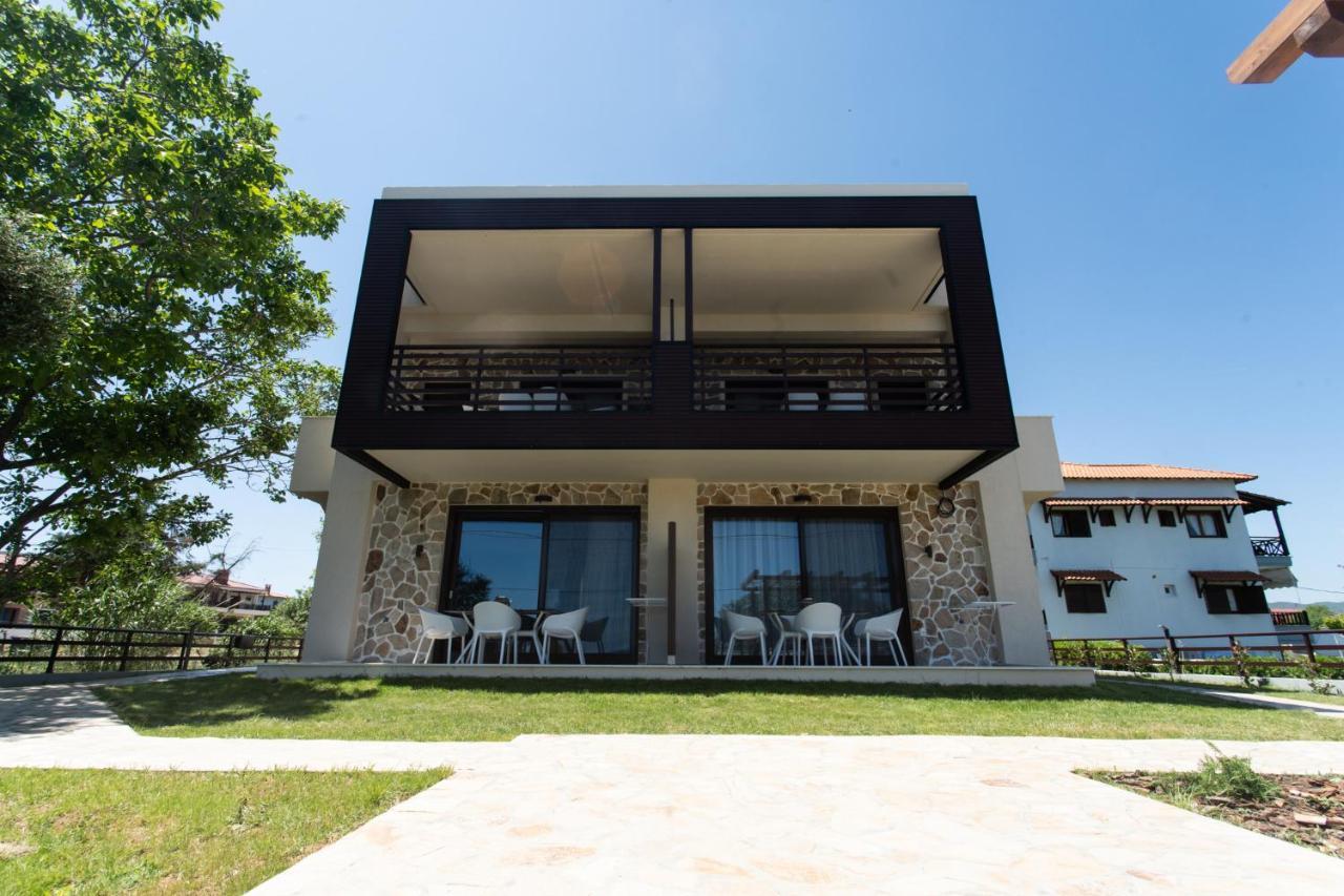 Marineiko Luxury Apartments Ierissos Exterior foto